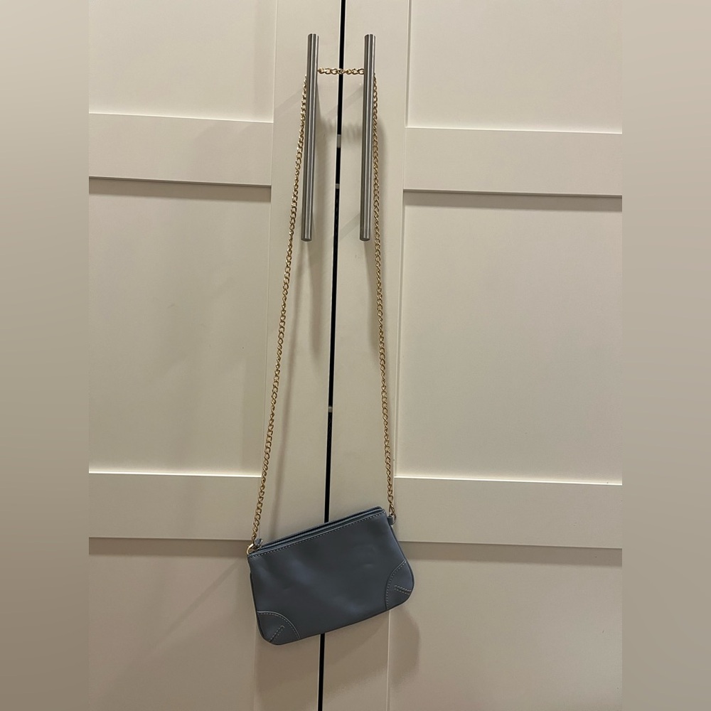 Franklin Covey blue change purse with gold chain strap, New - Picture 6 of 9